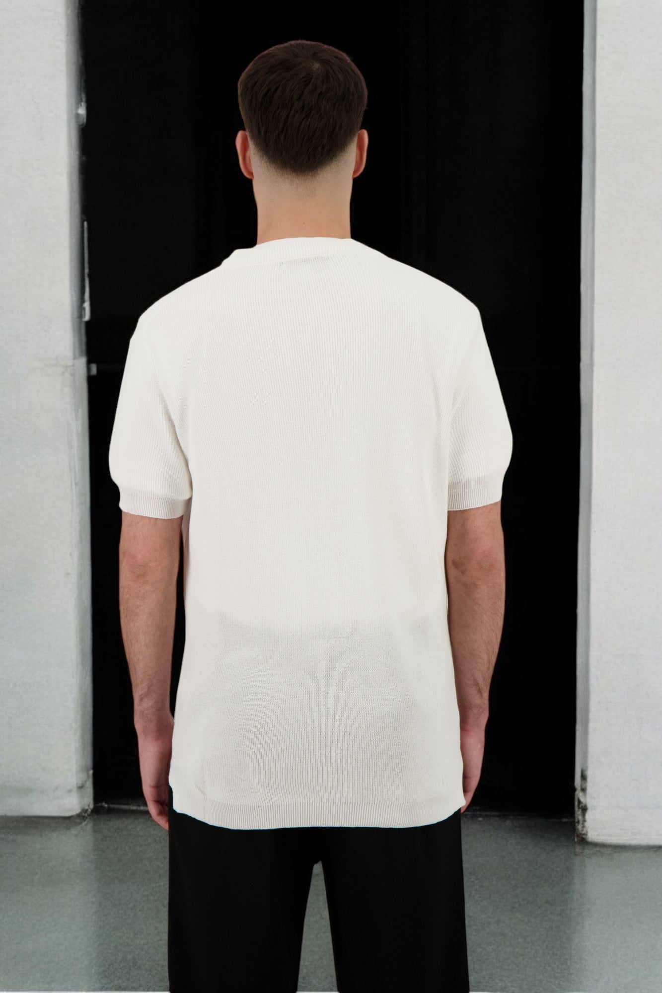 Knitted Minimal Tee – Off White