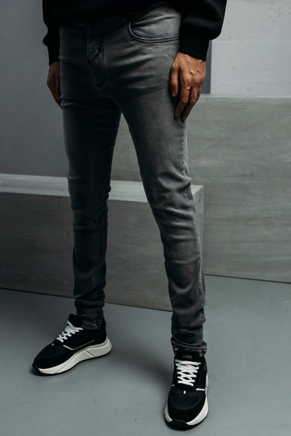 Slim Fit Washed Jeans