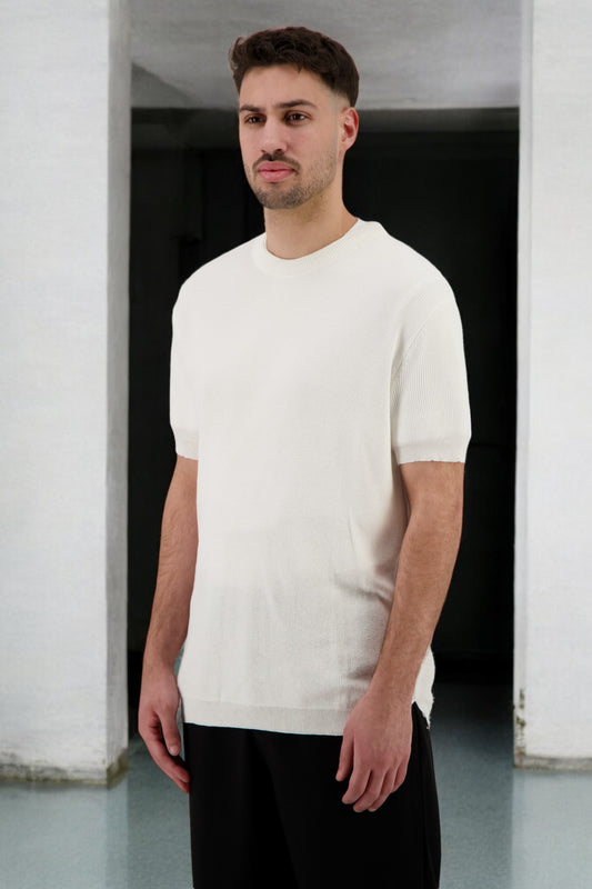 Knitted Minimal Tee – Off White